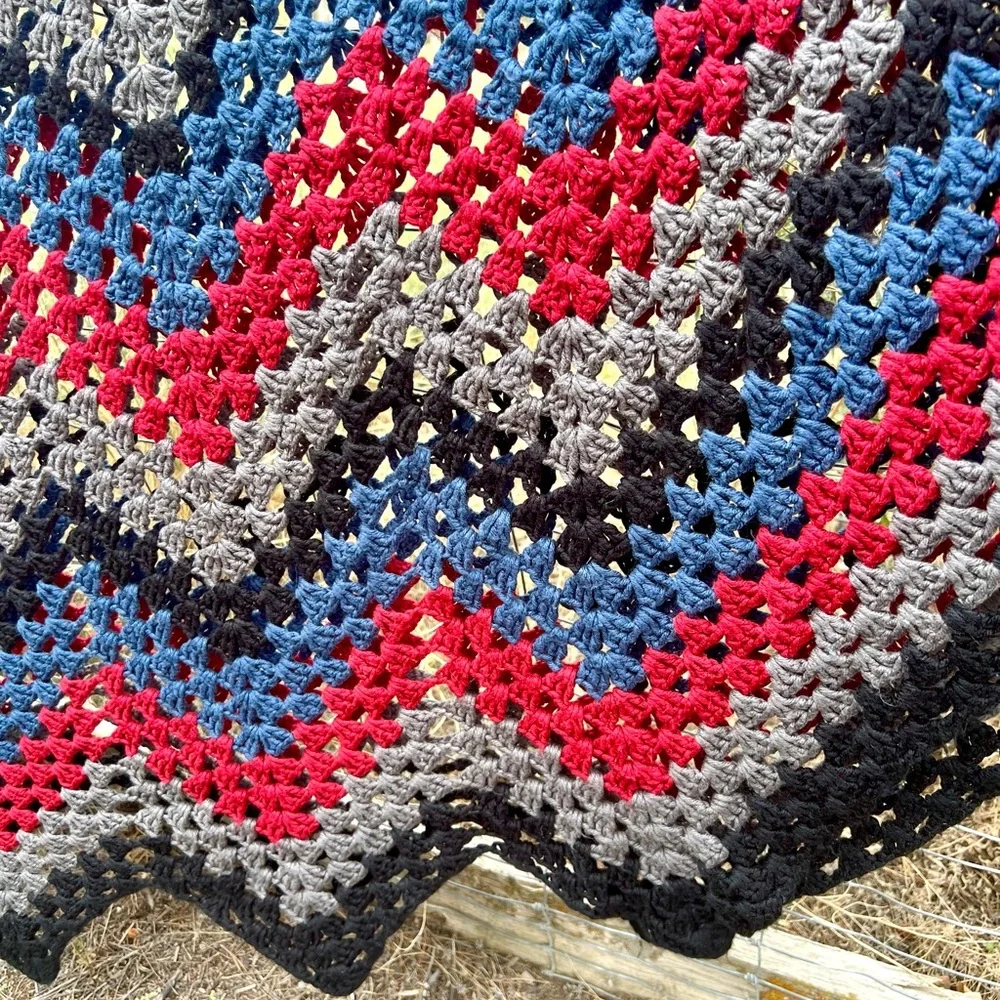 Vintage Handmade Crochet STUNNING Afghan Cozy Blanket